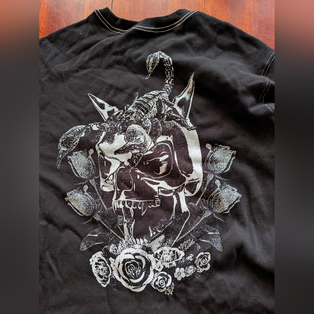 Zumiez Black Long Sleeve Thermal with Light Blue Floral Graphics - Picture 6 of 7